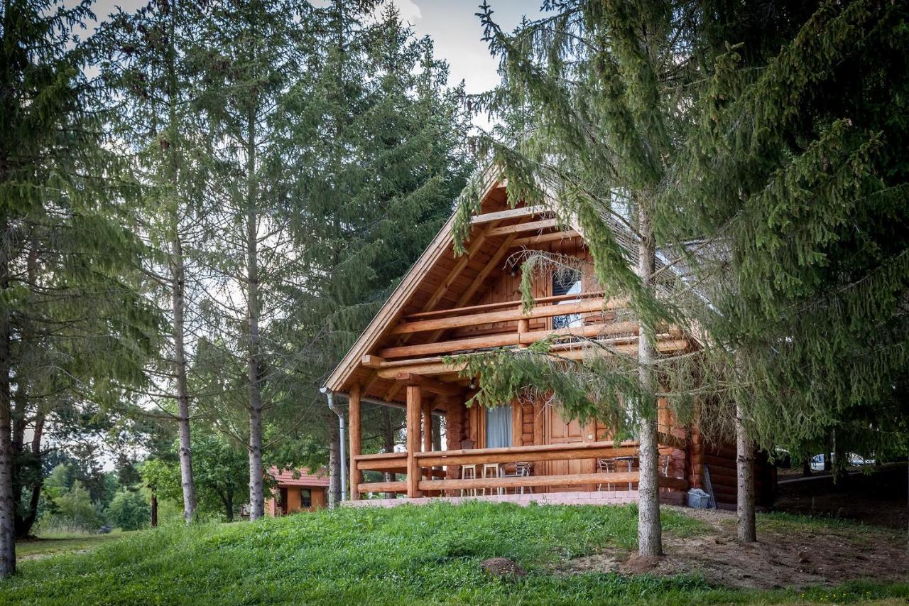 Vila Manka Kisroenkhaz Ispánk Exteriér fotografie